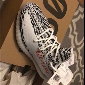 Yeezy v2 zebras